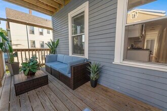 172 Boylston St, Unit 2 in Boston, MA - Building Photo - Building Photo