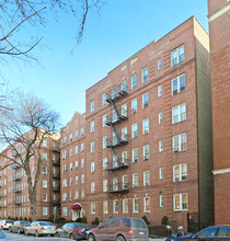 415 E 17th St in Brooklyn, NY - Building Photo - Building Photo