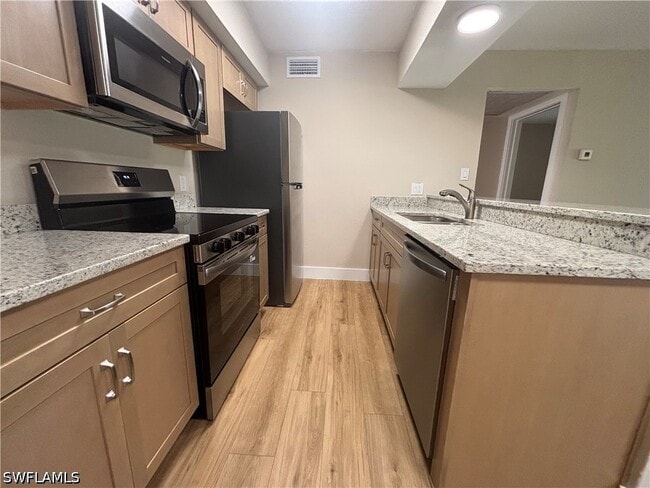 property at 5305 Summerlin Rd