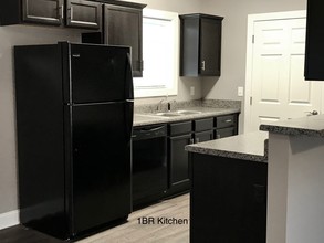 Stillwater Place Apartments in Bowling Green, KY - Building Photo - Building Photo