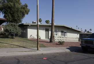 6638-6644 E Cheery Lynn Rd in Scottsdale, AZ - Building Photo - Building Photo