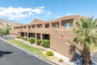 Las Colinas Apartments in Rancho Mirage, CA - Building Photo - Building Photo