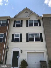 2340 Silver Fox Way in Locust Grove, VA - Building Photo - Building Photo