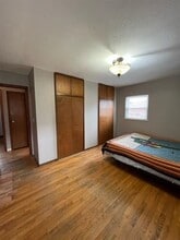 2043 Wilson Ave in St. Albans, WV - Building Photo - Building Photo