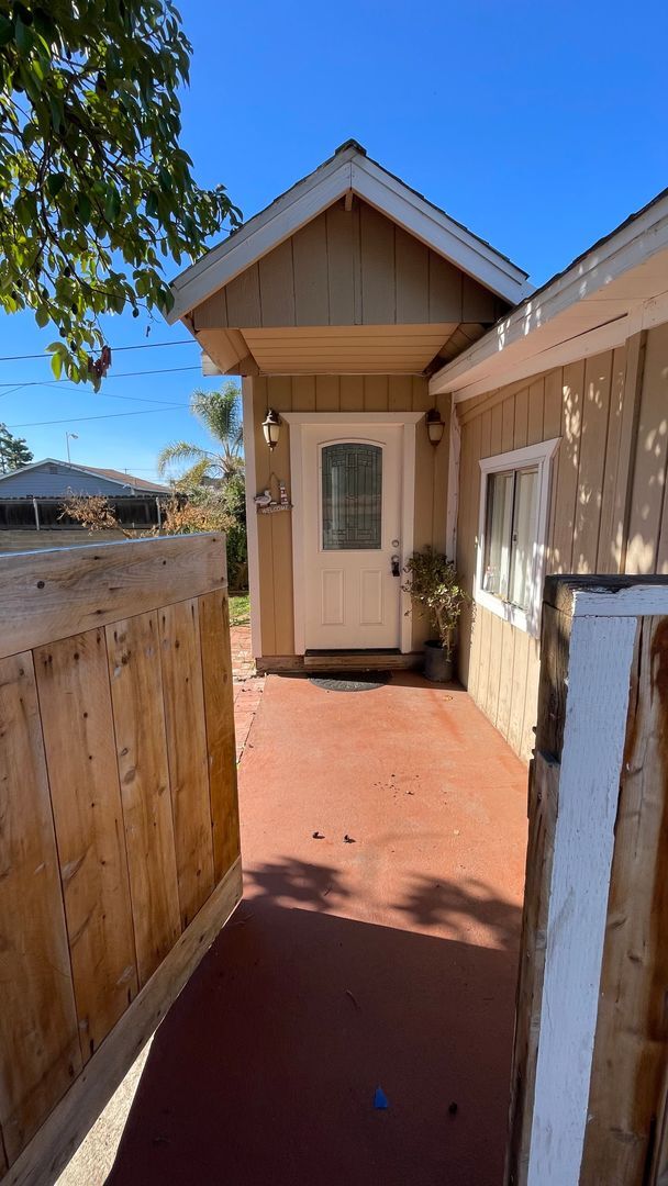 property at 1336 Peach Ave