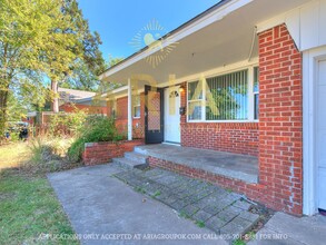 1008 W Robinson St in Norman, OK - Building Photo - Building Photo