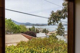 29 Glen Dr in Sausalito, CA - Building Photo - Building Photo