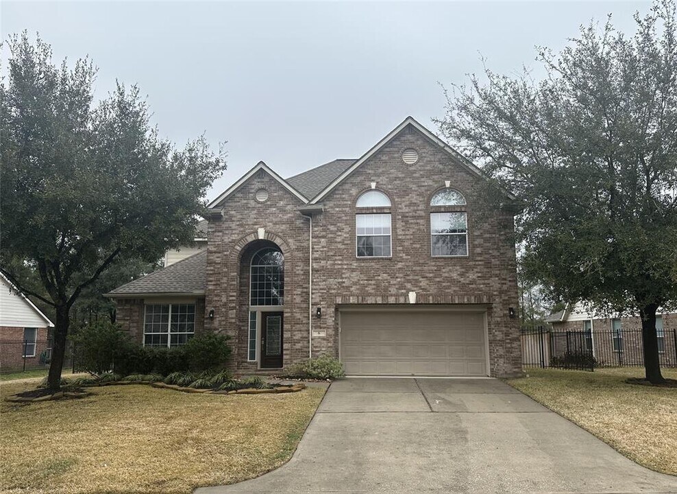 6 N Rocky Point Cir in Spring, TX - Foto de edificio