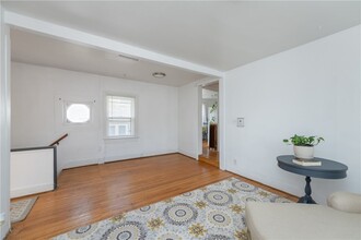 54 Sanford St in Rochester, NY - Building Photo - Building Photo