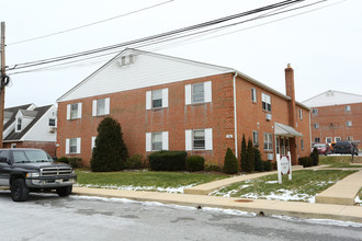 Brandywine Ct.; Madison House in Downingtown, PA - Building Photo - Building Photo