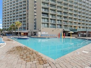 201 74th Ave N, Unit Oceanview 1 Bed Condo in Myrtle Beach, SC - Building Photo - Building Photo