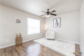 402 Deloris Dr in Killeen, TX - Building Photo - Building Photo