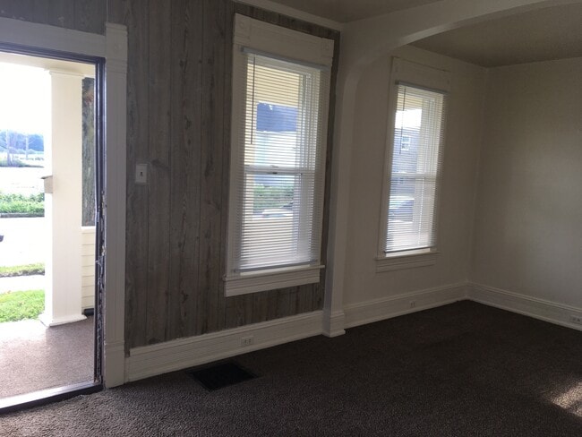 1631 N Harrison St in Fort Wayne, IN - Building Photo - Building Photo