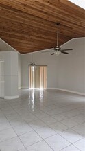 1021 SW 109th Ave in Pembroke Pines, FL - Building Photo - Building Photo