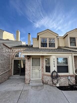 7669 S Cove Cir in Centennial, CO - Building Photo