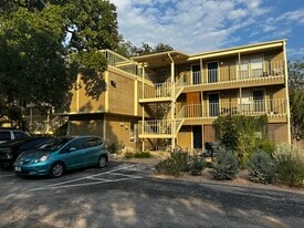 202 E 45th St, Unit 307 in Austin, TX - Building Photo