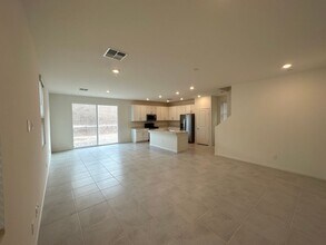 2562 Ofanto St in Henderson, NV - Building Photo - Building Photo