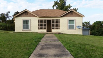 Sherman Duplexes in Sherman, TX - Building Photo - Building Photo