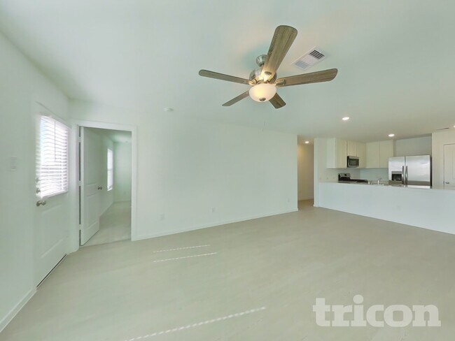 1314 Gamagrass Dr in Crosby, TX - Building Photo - Building Photo