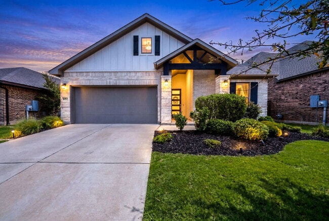 property at 852 Paseo de Castana Wy