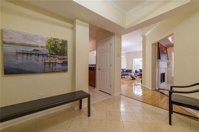 3275 Lenox Rd NE in Atlanta, GA - Building Photo - Building Photo