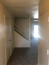 821 Mission Sierra Ct in Redding, CA - Building Photo - Building Photo
