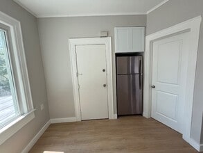 104 Goldsmith Ave, Unit 3 in Newark, NJ - Building Photo - Building Photo