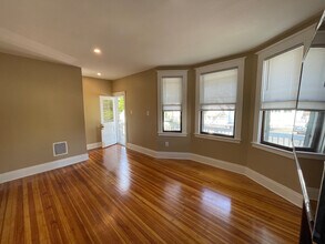 522 Hudson Ave, Unit 1st Floor in Albany, NY - Foto de edificio - Building Photo