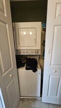 110 Cypress St, Unit 304 in Brookline, MA - Building Photo - Building Photo