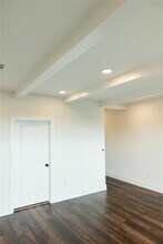 4704 Sunset Trail in Austin, TX - Foto de edificio - Building Photo