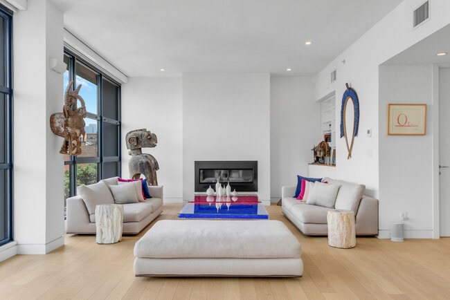 250 Bowery in New York, NY - Building Photo - Building Photo