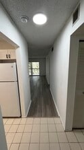 7800 Camino Real, Unit H410 in Miami, FL - Foto de edificio - Building Photo