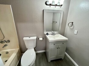 4727 W 147th St in Lawndale, CA - Building Photo - Building Photo