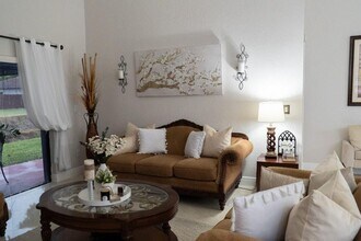 5360 Kim Ct in West Palm Beach, FL - Building Photo - Building Photo