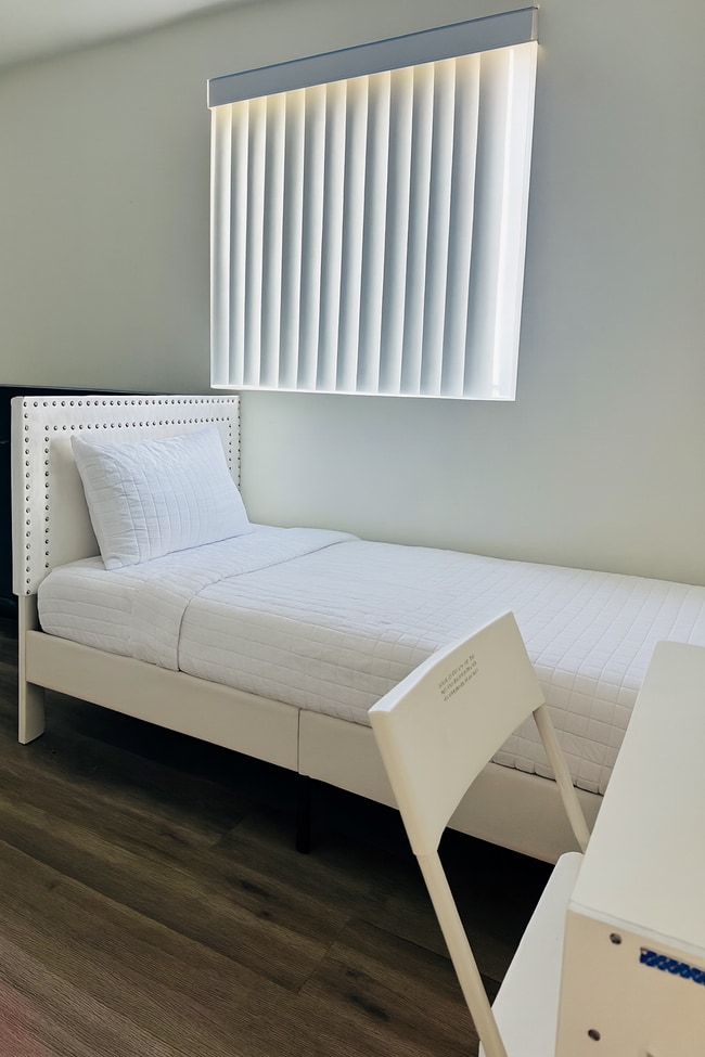 property at 2-212 E 29th St