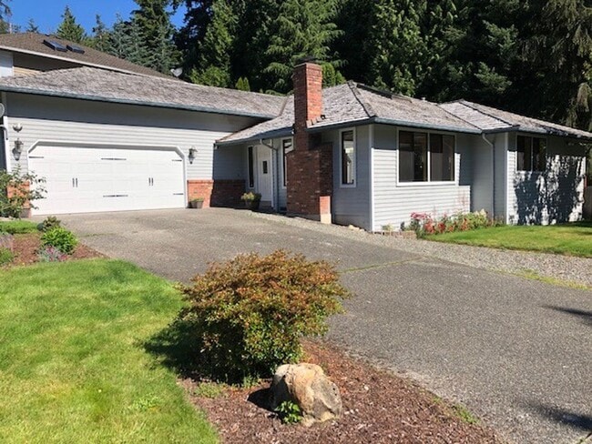 13002 43rd Ave W in Mukilteo, WA - Building Photo - Building Photo