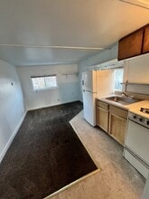 36 Dewey St in Ashland, OR - Building Photo - Building Photo