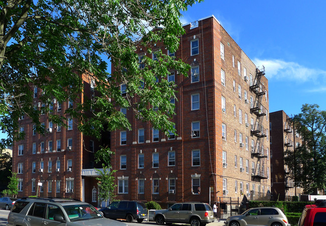 25 Lefferts Ave in Brooklyn, NY - Foto de edificio - Building Photo