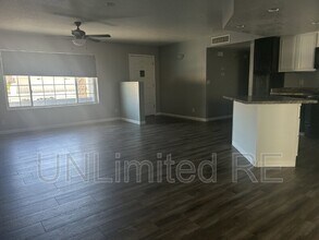 2954 Mica Dr in Lake Havasu City, AZ - Building Photo - Building Photo