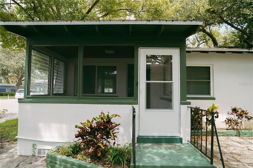 2001 Dr M.L.K. Jr St N in St. Petersburg, FL - Building Photo