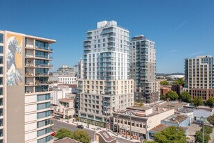 Vivid at the Yates in Victoria, BC - Building Photo