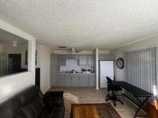 property at 1632 E Saint Louis Ave