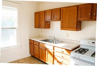 1045 Rose St in Lincoln, NE - Building Photo - Building Photo