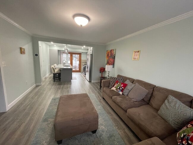 property at 31 Bellevue Ter