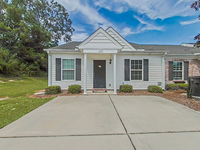 property at 1739 Elizabeth St