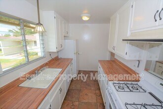 2235 Camilar Dr in Camarillo, CA - Building Photo - Building Photo