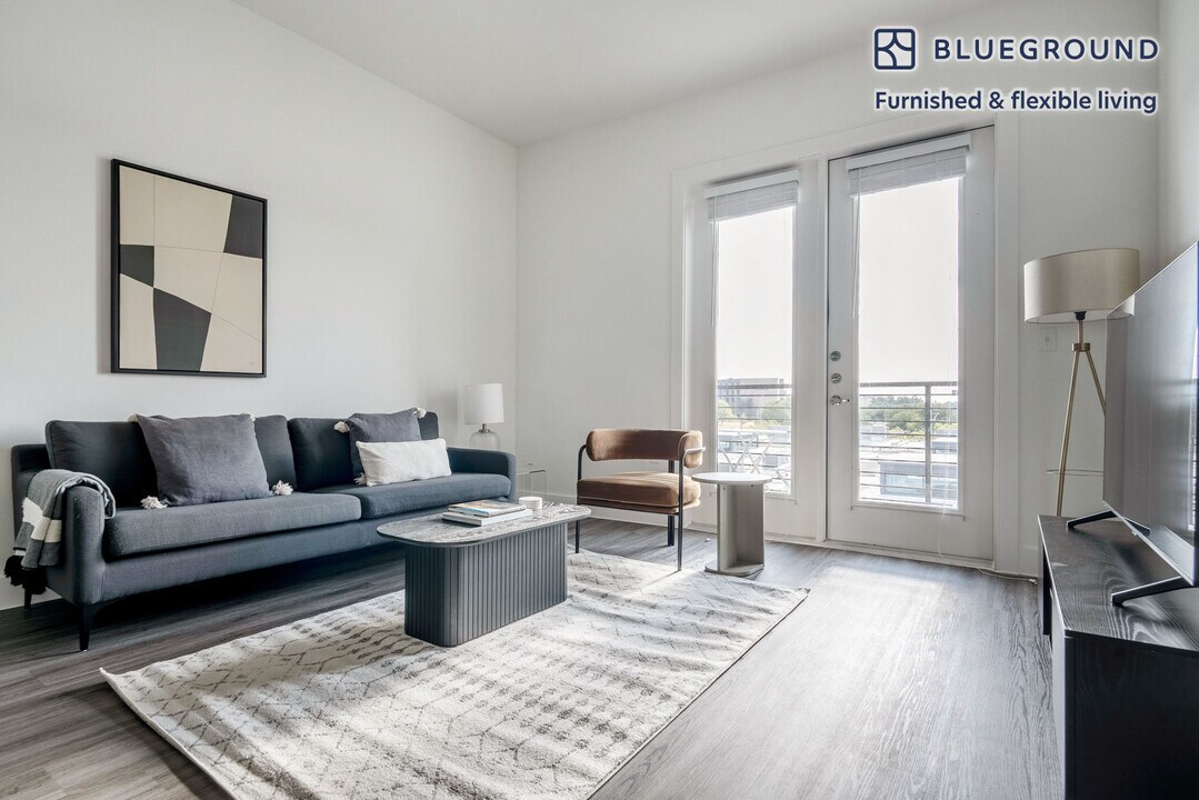 212 W Highland Mall Blvd-Unit -FL2-ID199 in Austin, TX - Building Photo