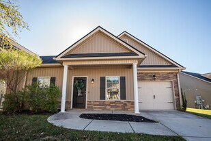 915 Erika Ln in Grovetown, GA - Building Photo