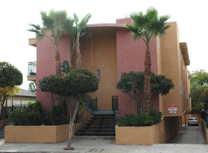 4420 Price St in Los Angeles, CA - Building Photo - Building Photo