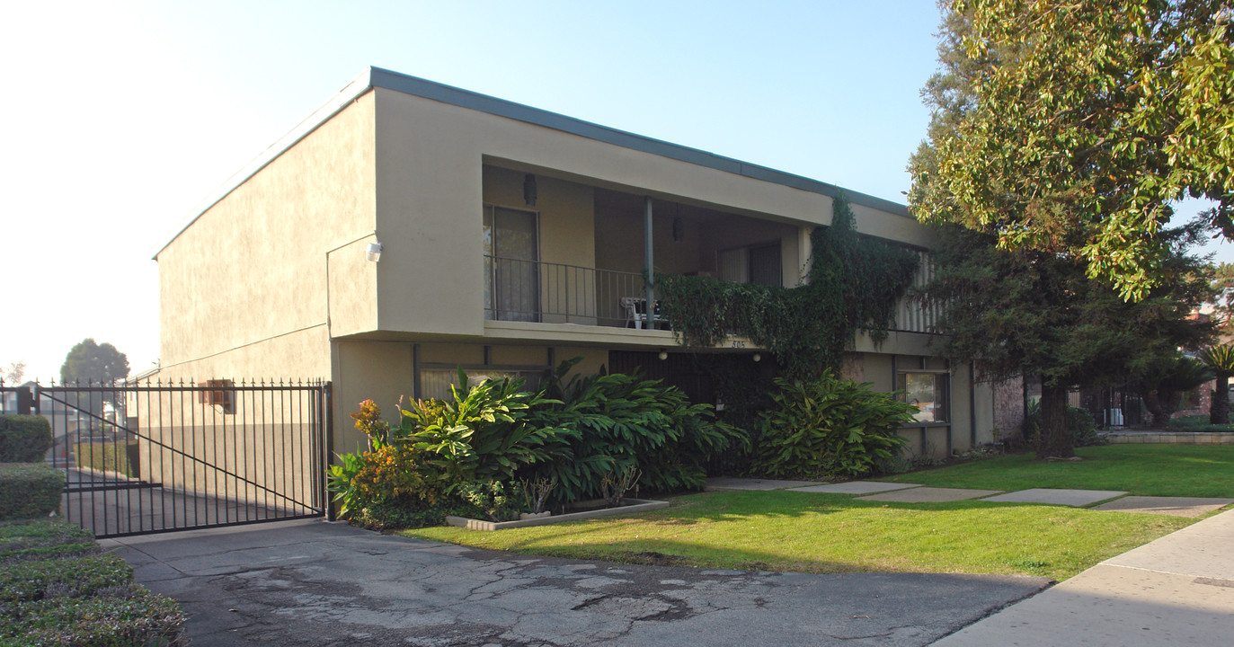 505 Barranca Ave in Covina, CA - Building Photo